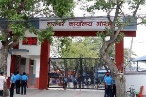 मोरङ कारागारमा बिहानैदेखि खानतलासी, कैदीबन्दी आन्दोलित