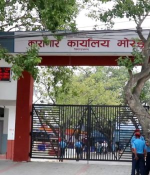 मोरङ कारागारमा बिहानैदेखि खानतलासी, कैदीबन्दी आन्दोलित