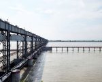 कोशी ब्यारेजबाट युवक बेपत्ता, खोजी तीव्र