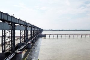 कोशी ब्यारेजबाट युवक बेपत्ता, खोजी तीव्र