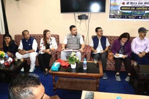 मन्त्रीको उपस्थितिमा कोशी प्रदेशको विद्युतीकरणबारे छलफल