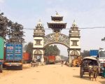 भन्सार छलीको १० लाखको कपडासहित एक जना पक्राउ
