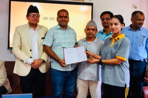 सुर्खेतमा शिक्षा संवादः व्यवहारिक शिक्षामा जोड दिन सुझाव