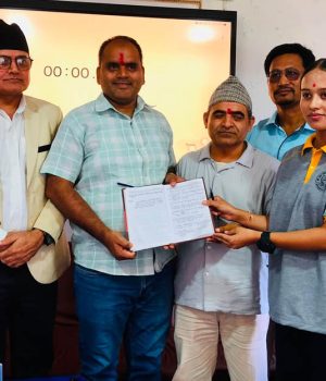 सुर्खेतमा शिक्षा संवादः व्यवहारिक शिक्षामा जोड दिन सुझाव