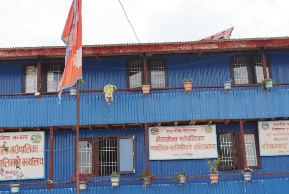 मैवाखोलाले विपन्न नागरिकको स्वास्थ्य बिमा गरिदिने