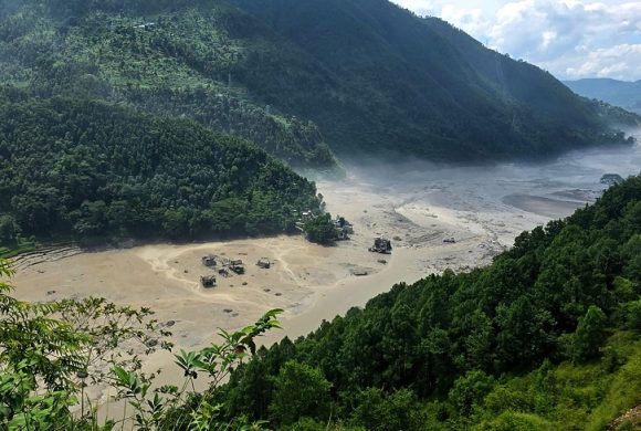 भोटेकोशीमा पुनः बाढी, सतर्कता अपनाउन आग्रह