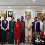 अजित मिजारका परिवारसँग मन्त्री सिता बादीको छलफल