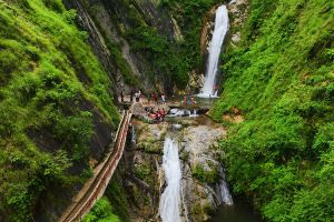 पूर्वाधार र प्रचारप्रसारको पर्खाइमा सिन्धुलीका झरना