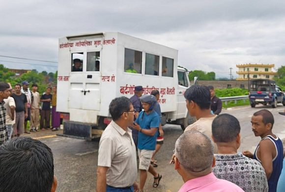 ट्रकको ठक्करबाट एमाले नेत्री सापकोटाको मृत्यु