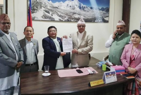 कोशी प्रदेश सरकारबाट पाँच मन्त्रीले दिए राजीनामा