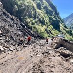 पहिराबाट विभिन्न ठाउँका सडक अवरुद्ध