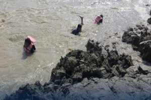 रौतहटमा खोलामा बेपत्ता भएका तीन बालबालिकामध्ये दुई जना मृत फेला