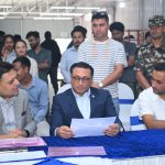 नेपालमै बनेको विद्युतीय स्कुटरको प्रवद्र्धनका लागि सरकारको साथ रहन्छ : अर्थमन्त्री