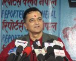 विधि र प्रक्रियाबाटै ओलीलाई अध्यक्षबाट हटाउँछौँ- योगेश भट्टराई
