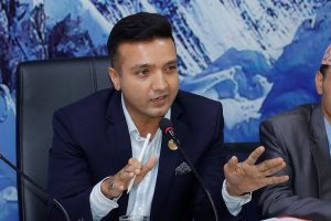 लाइसेन्स लिएर खानी ओगट्ने विरुद्ध खनिए सांसद, लाइसेन्सराज अन्य हुने खालको विद्येयक ल्याउन सुझाव