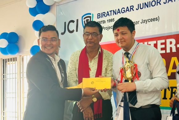 अन्तरविद्यालय वक्तृत्वकला प्रतियोगितामा एभरेस्ट स्कुल प्रथम