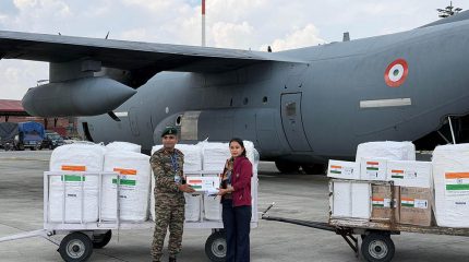 भारतको राहत सहयोग जारी, ११ टन सामग्री काठमाडौं आइपुग्यो