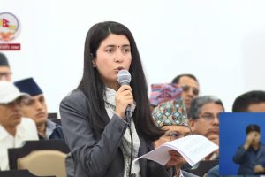 ट्राफिक प्रहरीले चालक र यात्रुसँग गर्ने व्यवहारको गम्भीर समीक्षा हुनुपर्छ- सांसद धिताल