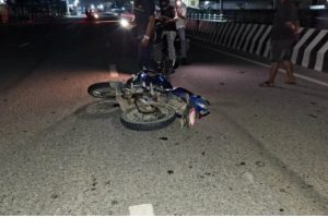 इटहरीमा मध्यराति दुर्घटना हुँदा जिल्ला प्रशासन कार्यालय सुनसरीका दुई कर्मचारीको मृत्यु