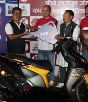 ताप्लेजुङ गोल्डकपमा विशाल लिम्बू भाग्यमानी दर्शक