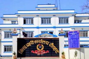 गौर भन्सारमा चेकजाँच गर्दा २ लाख ५४ हजार नगदसहित दुई जना पक्राउ