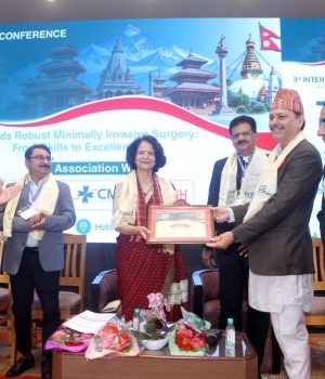 स्त्रीरोग उपचारमा नयाँ प्रविधि : काठमाडौंमा ३०० बढी चिकित्सकको सहभागिता