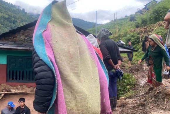 बागलुङको ताराखोलामा पहिरोले घर पुरिँदा एक जनाको मृत्यु