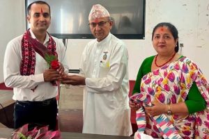 उर्लाबारीकाे १८औं प्रमुख प्रशासकीय अधिकृतका रुपमा सम्हाले भट्टराईले कार्यभार