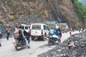 स्थानीय जलविद्युत् कम्पनीको सहयोगमा बेँसीसहर–चामे सडक सञ्चालन