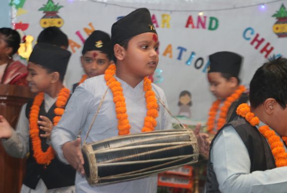 विराटनगरको एभरेष्ट मा बि मा२५० विद्यार्थीले गरे दशैँदेखि छठसम्मका पर्वको अभ्यास