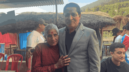 बाढीले घरबार गुमाएकी नानी कान्छीलाई घर बनाइदिने ऋषि धमलाको घोषणा