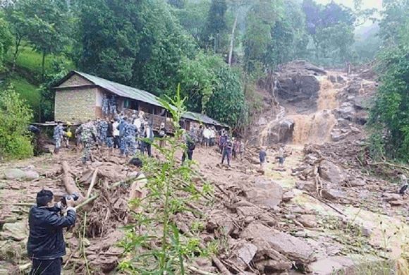 बाढीपहिरोले पर्वतमा तीन सय परिवार विस्थापित