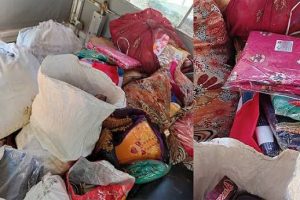 साढे दुई लाखको अवैध कपडासहित तीन जना पक्राउ