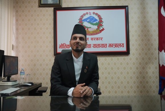मर्चवारको पूर्वाधार विकासलाई प्राथमिकता दिन्छौँ : मन्त्री लम्साल