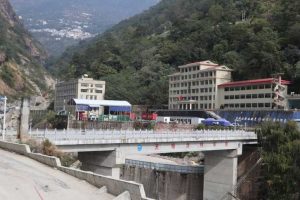 तीन दिनका लागि खुल्यो तातोपानी नाका
